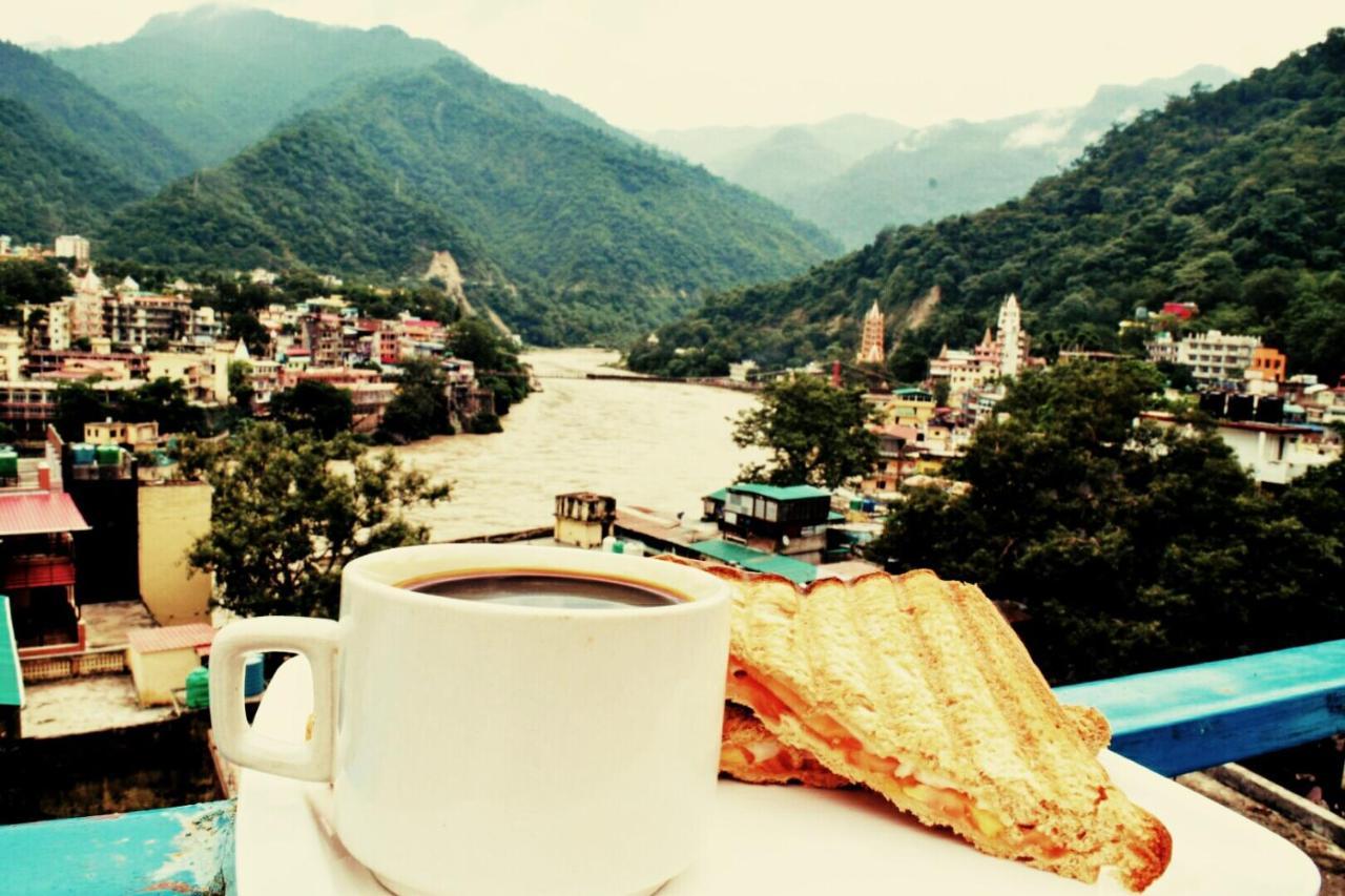 Хостел Skyard Rishikesh, Laxman Jhula Екстер'єр фото