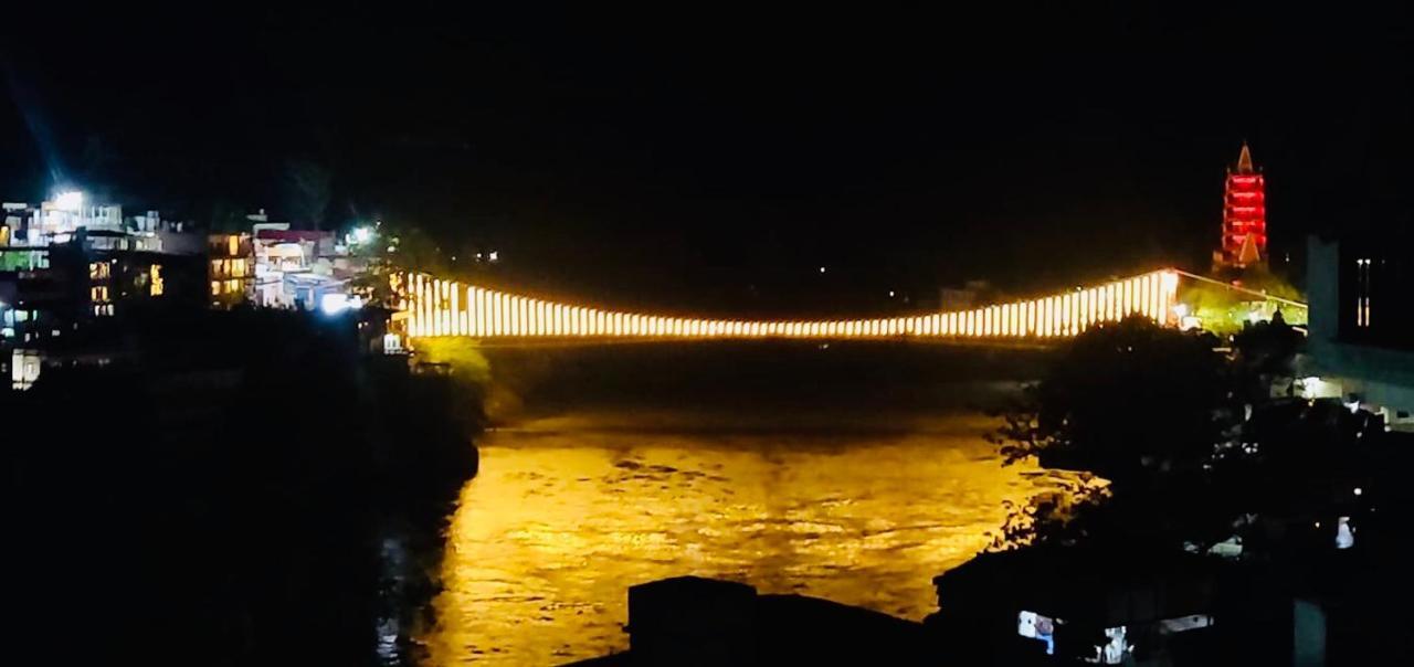 Хостел Skyard Rishikesh, Laxman Jhula Екстер'єр фото